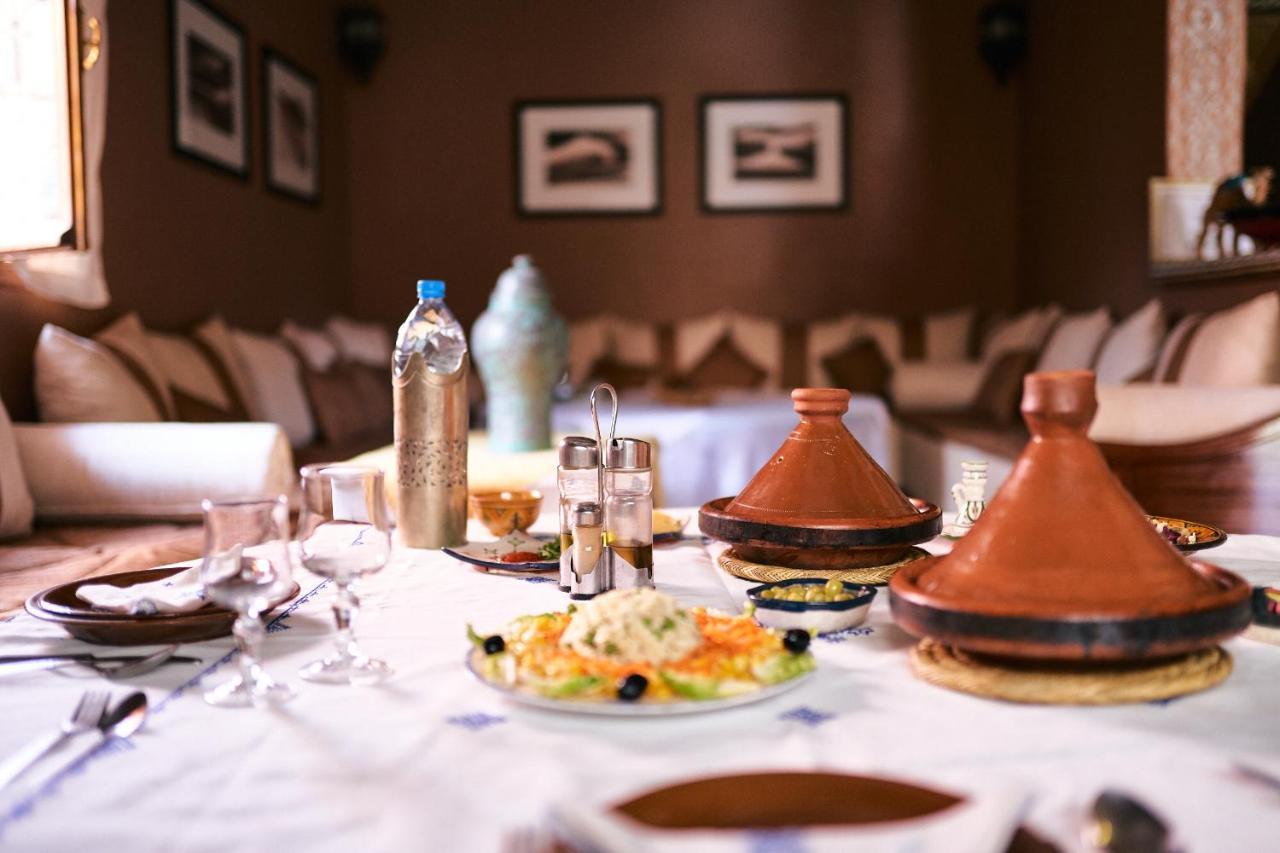 Riad ورزازات المظهر الخارجي الصورة